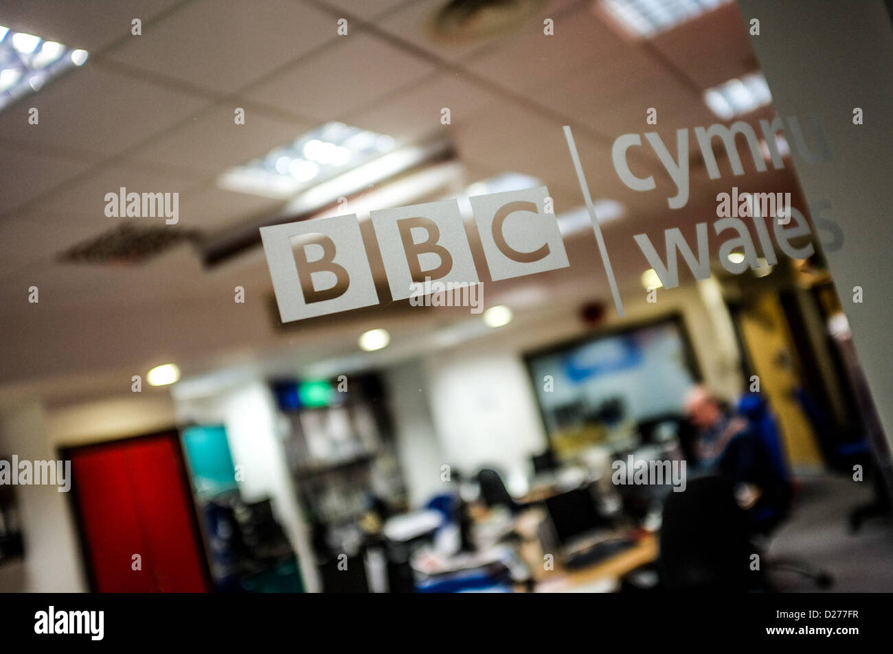 Aberystwyth, Wales, UK. 16. Januar 2013. BBC Wales und Waliser Sprache Aufführungsrechte Gruppe EOS sind immer noch nicht einigen Bedingungen für die Ausstrahlung von walisischen Musik auf die nationalen Radio- und Fernsehkanälen. Vom UK durchführen Rights Society (PRS) aufgeteilt, die haben der walisischen Körper versucht, neue, höhere, Gebühren für die Übertragungsrechte an mehr als 30.000 Songs von Walisisch Sänger und Gruppen zu verhandeln. 1. Januar 2013 die BBC Wales seit nicht in der Lage zu spielen diese Musik ausgestrahlt, klassische Musik und Lieder, und schneiden Sie wieder auf die Stunden der Tagesleistung Radio. Stockfoto