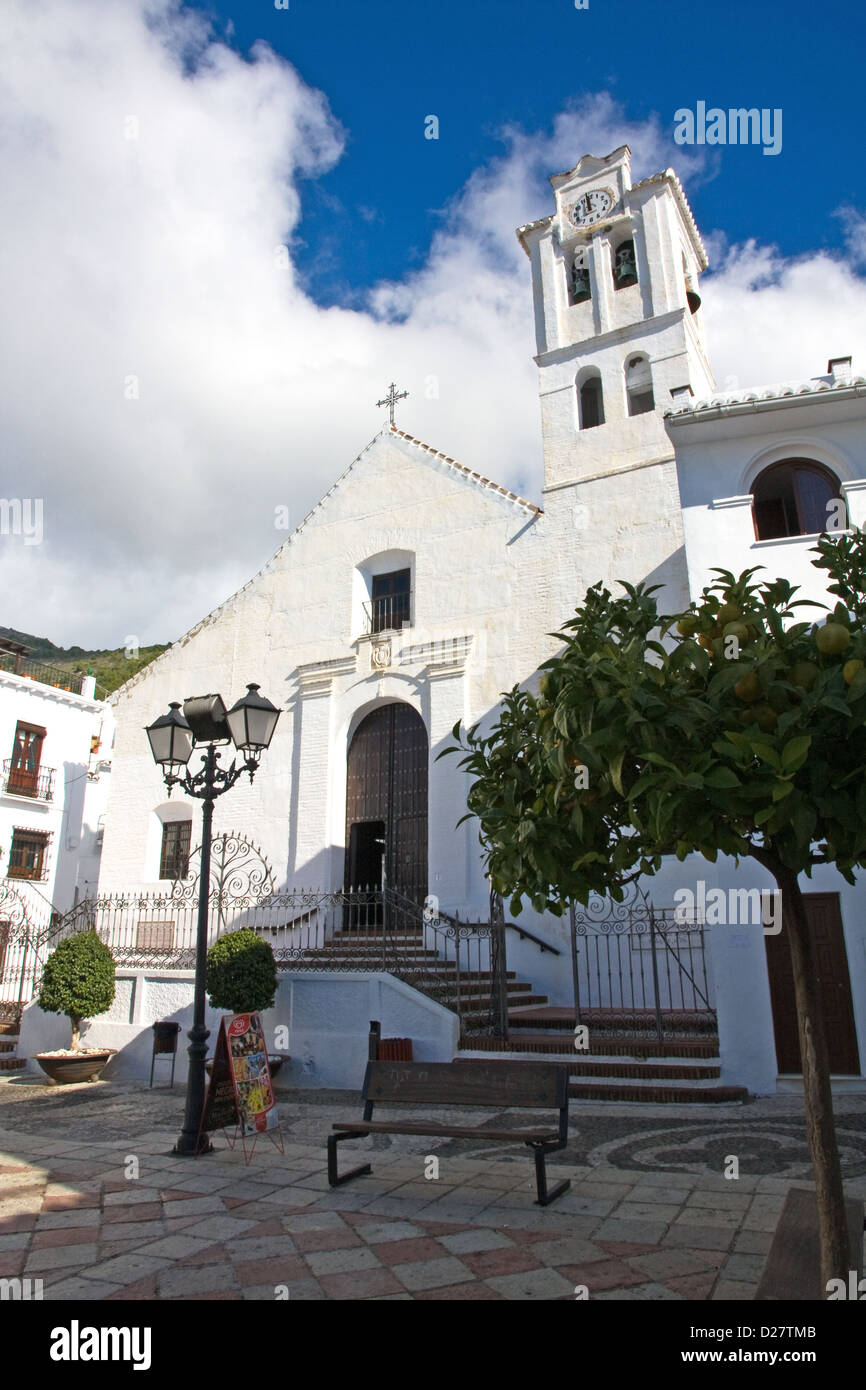 Kirche von San Antonio, Frigiliana in der Nähe von Nerja, Andalusien, Spanien Stockfoto