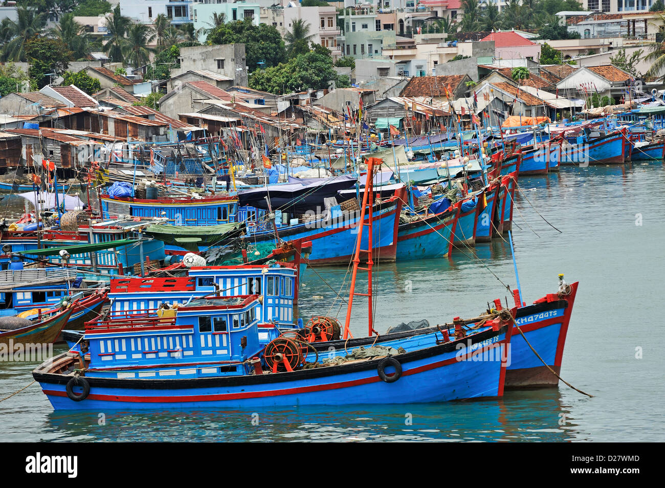 Fischereiflotte im Hafen, Nha Trang, Vietnam Stockfoto