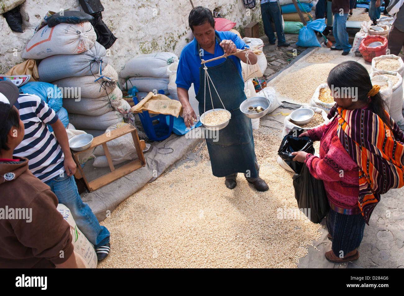 Guatemala, Chichicastenango. Mais im lokalen Markt. Stockfoto