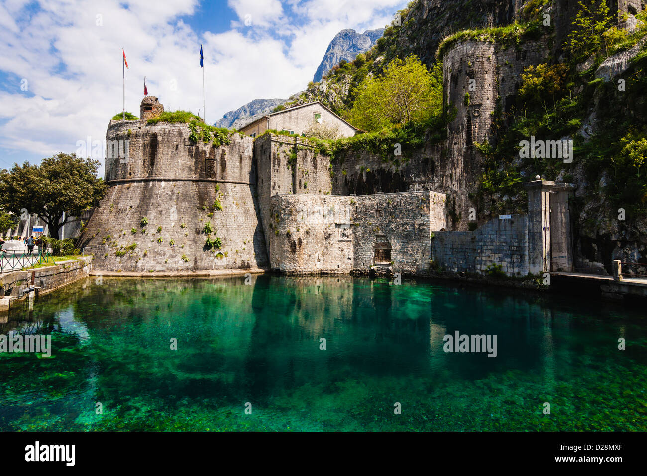 South Gate oder Gurdic Tor der Altstadt von Kotor. Montenegro Stockfoto