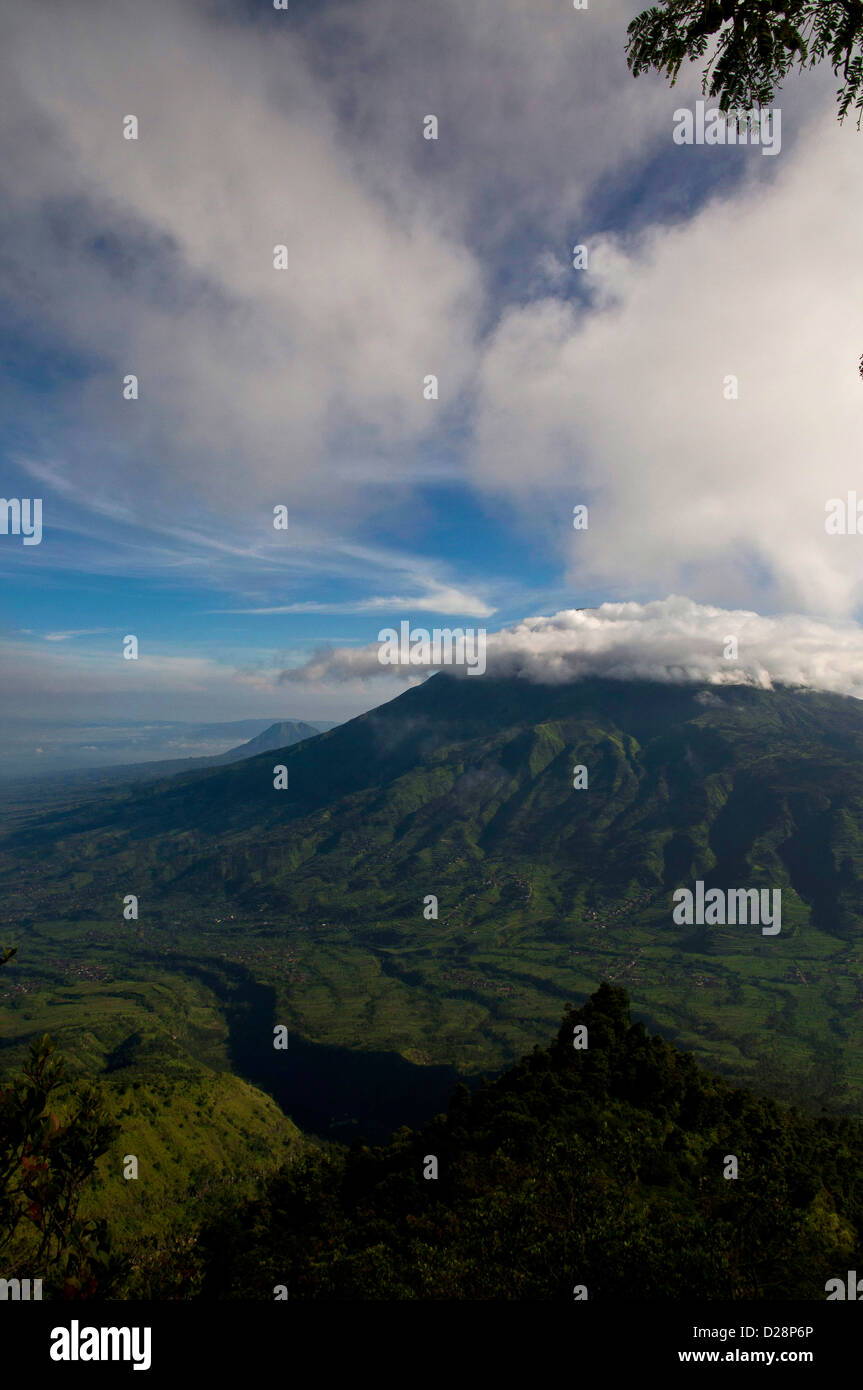 Zentraljava, Indonesien Merapi Vulkan Mount Merbabu Vulkan Stockfoto