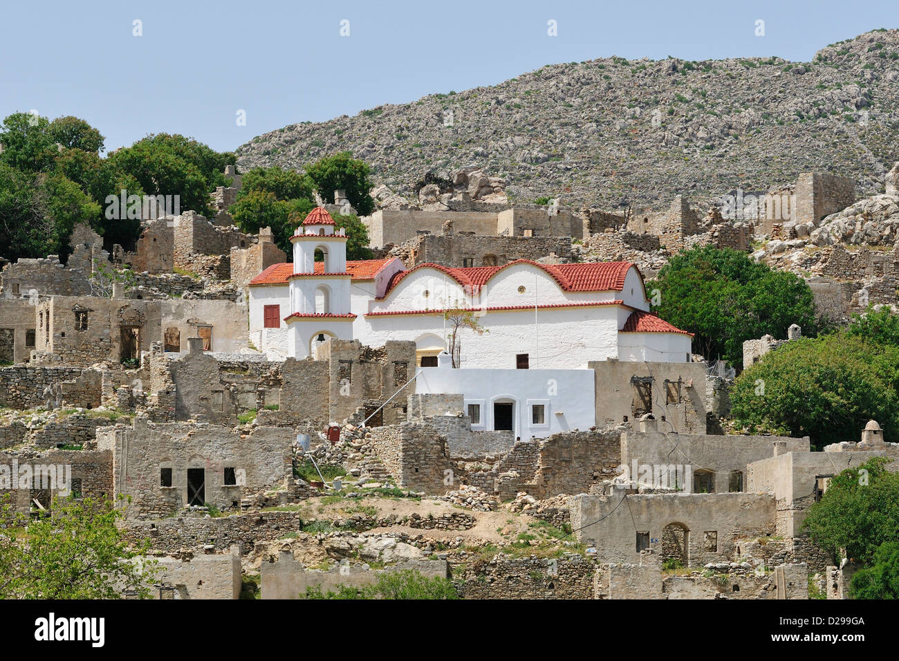 Tilos. Griechenland. Das verlassene Dorf Mikro Chorio (Mikro Horio) Stockfoto