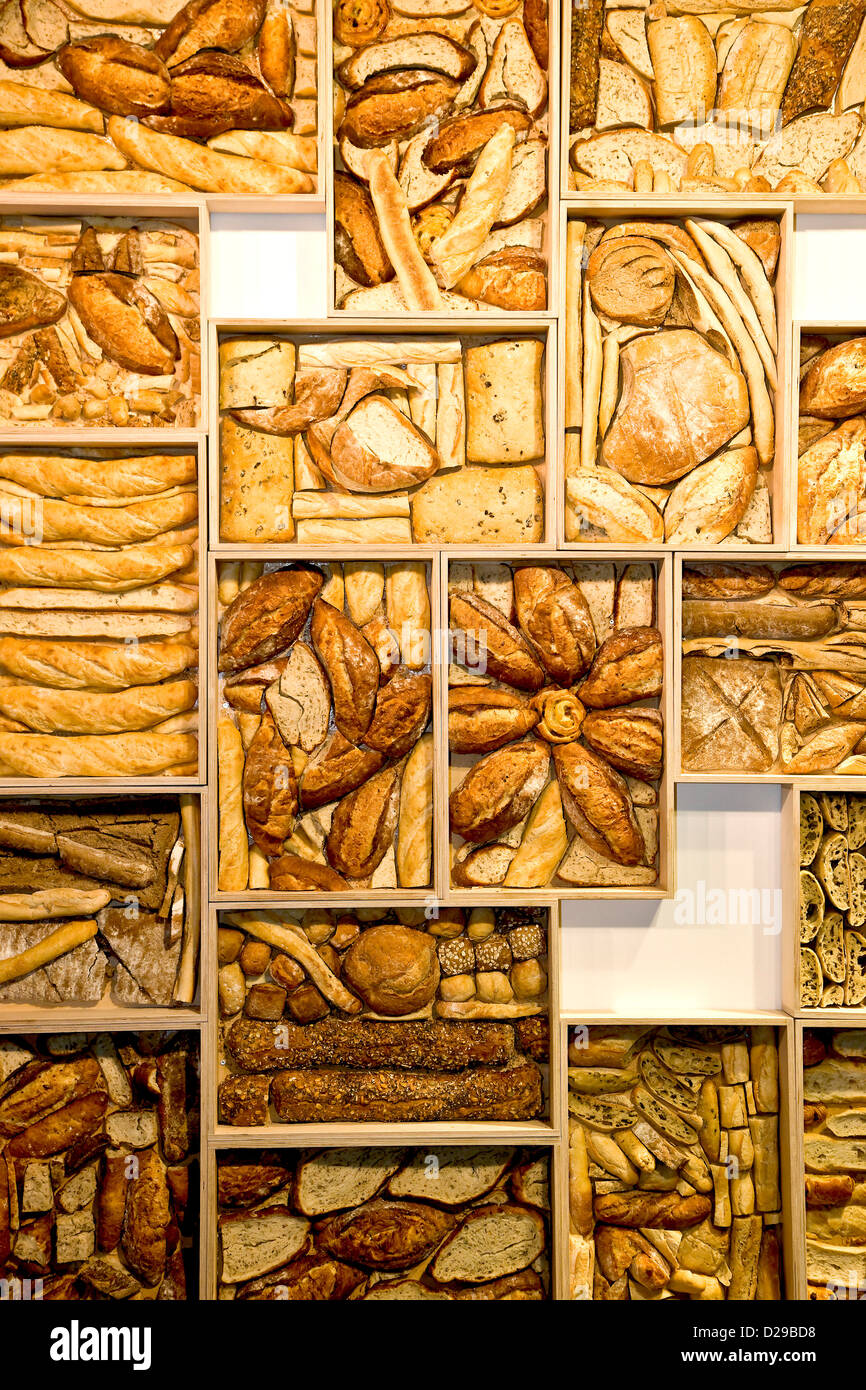 Brot-Kunst an der Wand Stockfoto