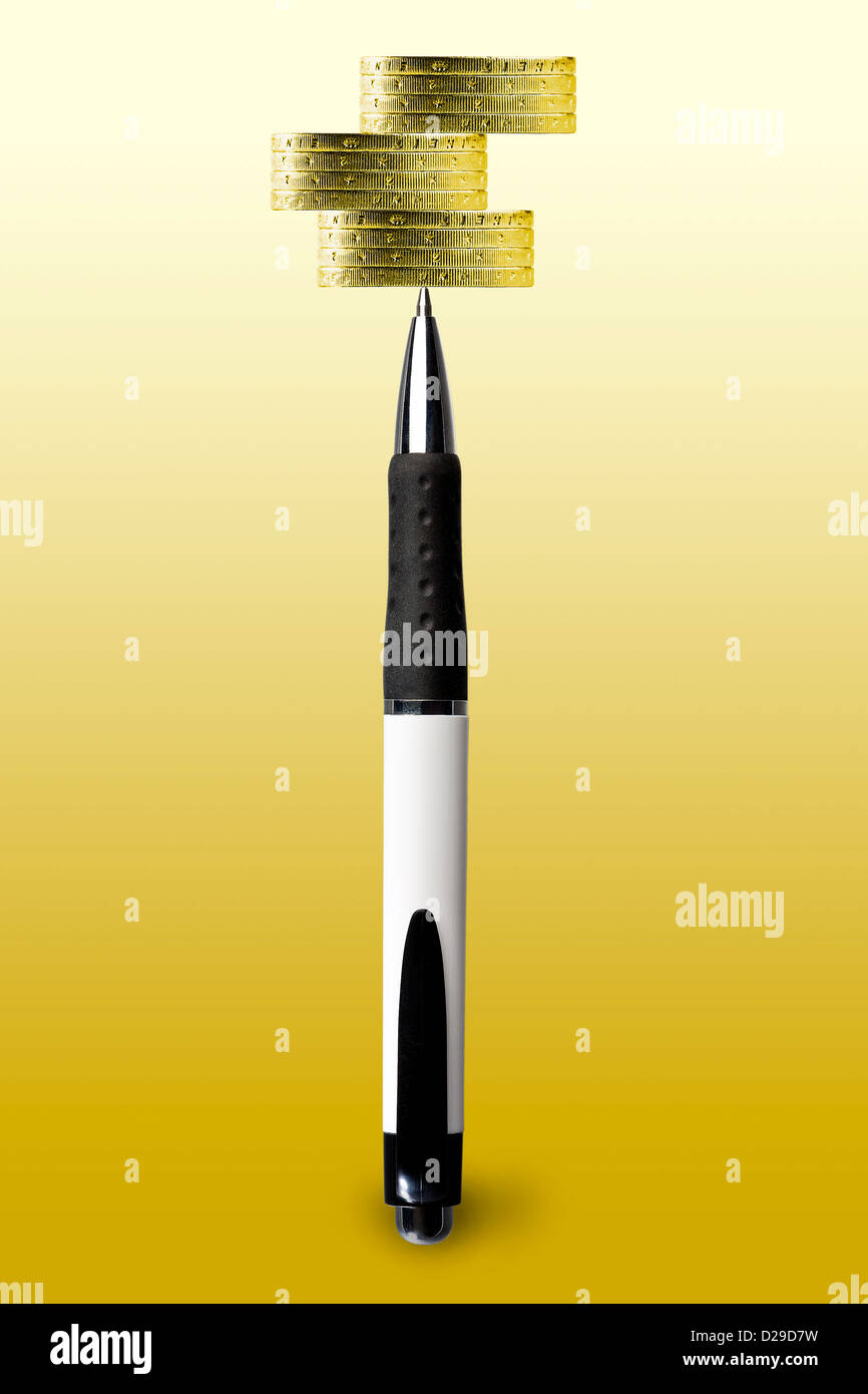 Ausgleich einen Stapel der Münzen bei der ba Stockfoto