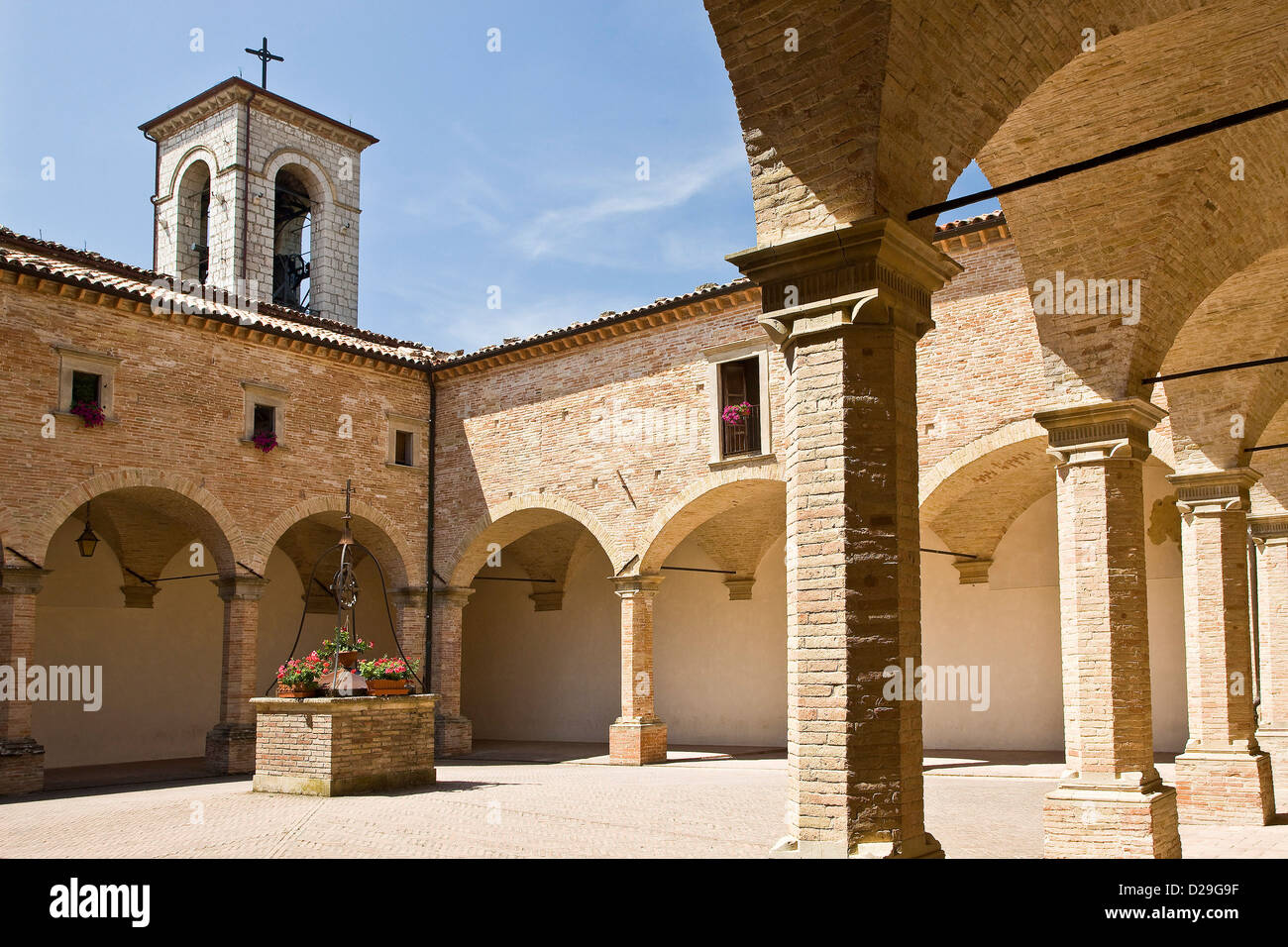 Die Kirche Basilica Di Sant Ubaldo Stockfoto