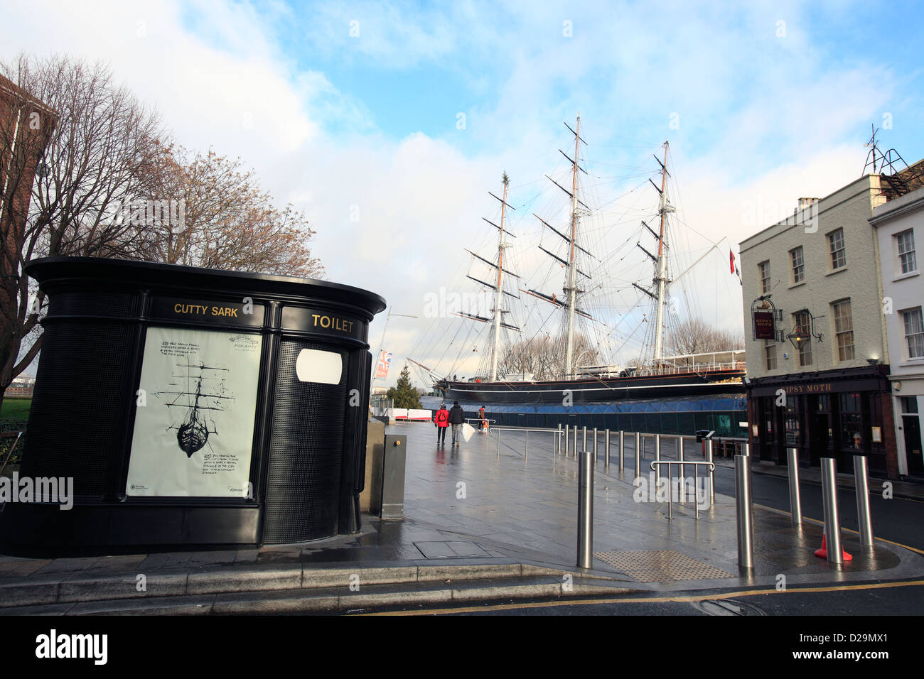 Großbritannien London Greenwich das Gipsy Moth Public House und renovierte cutty sark Stockfoto