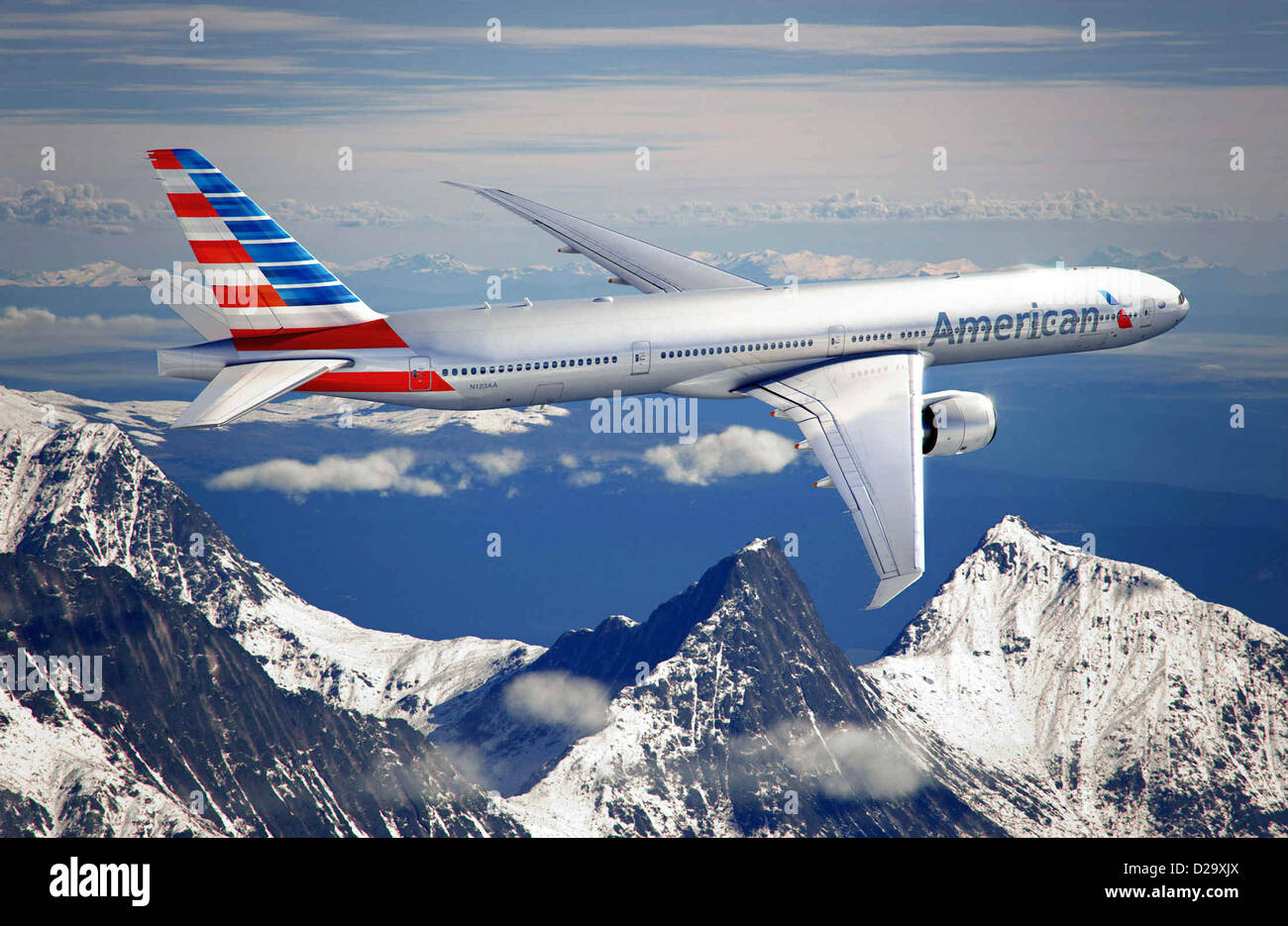 American Airlines hat ein neues Logo und Farbgebung, die das Unternehmen neue Boeing 777-300ER Flugzeug als Teil der Bemühungen um die Marke 17. Januar 2013 in Fort Worth, Texas zu revitalisieren zieren wird. Stockfoto