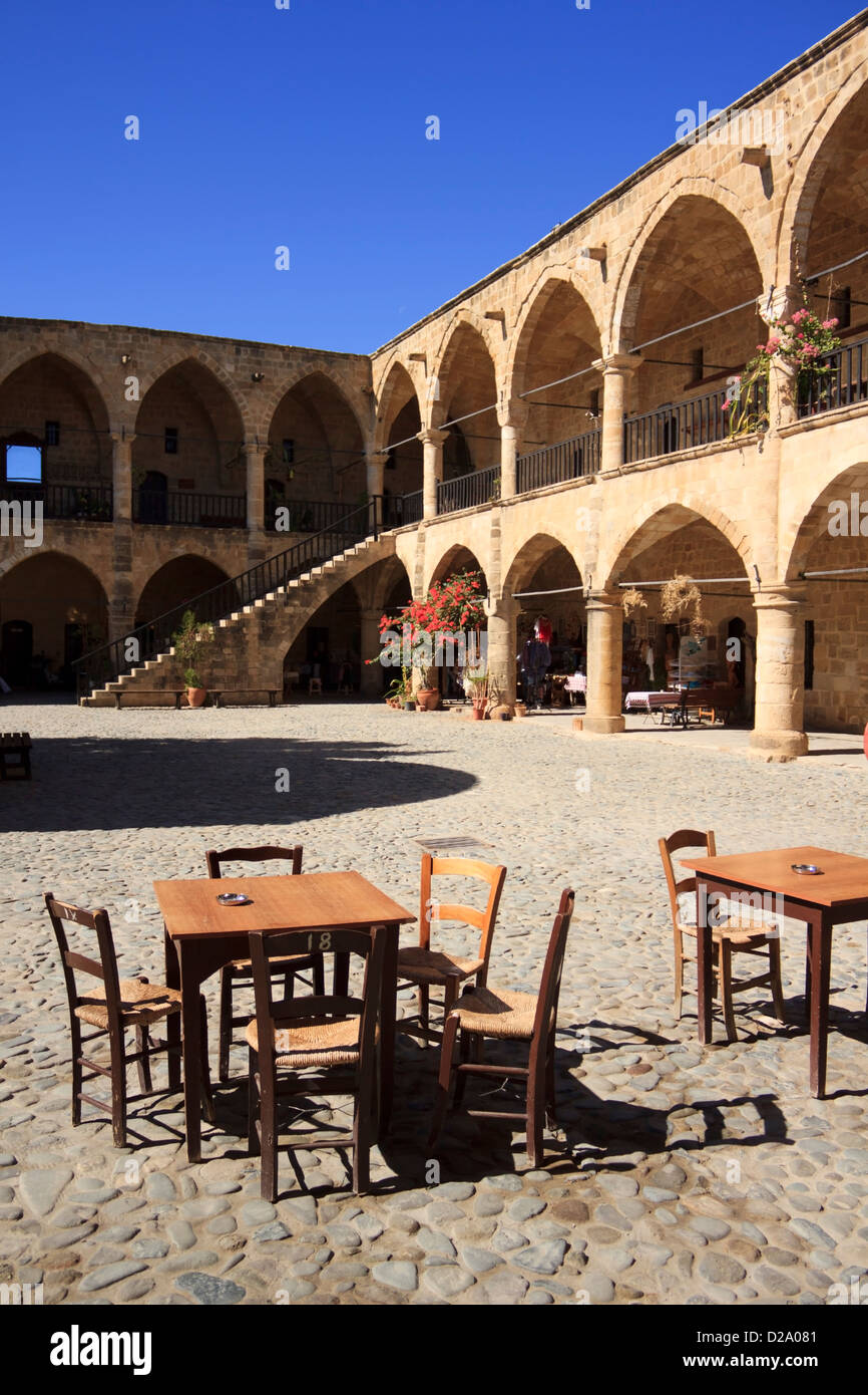 Zypern-Inn, bekannt, berühmt als Büyük Han, liegt mitten in Nicosia, der Hauptstadt von Zypern. Stockfoto