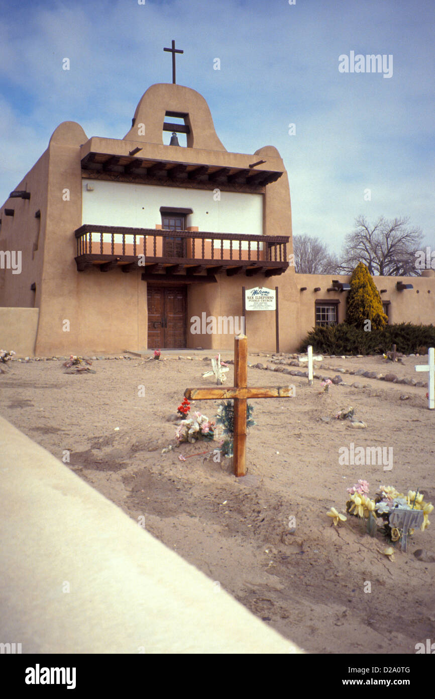 New Mexiko, San Ildefonso. Pueblo, Kirche Stockfoto