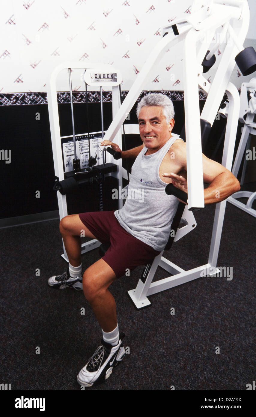 Senior woman Gewichte zu heben, lachen, haben Spaß, studly, MR282 Stockfoto