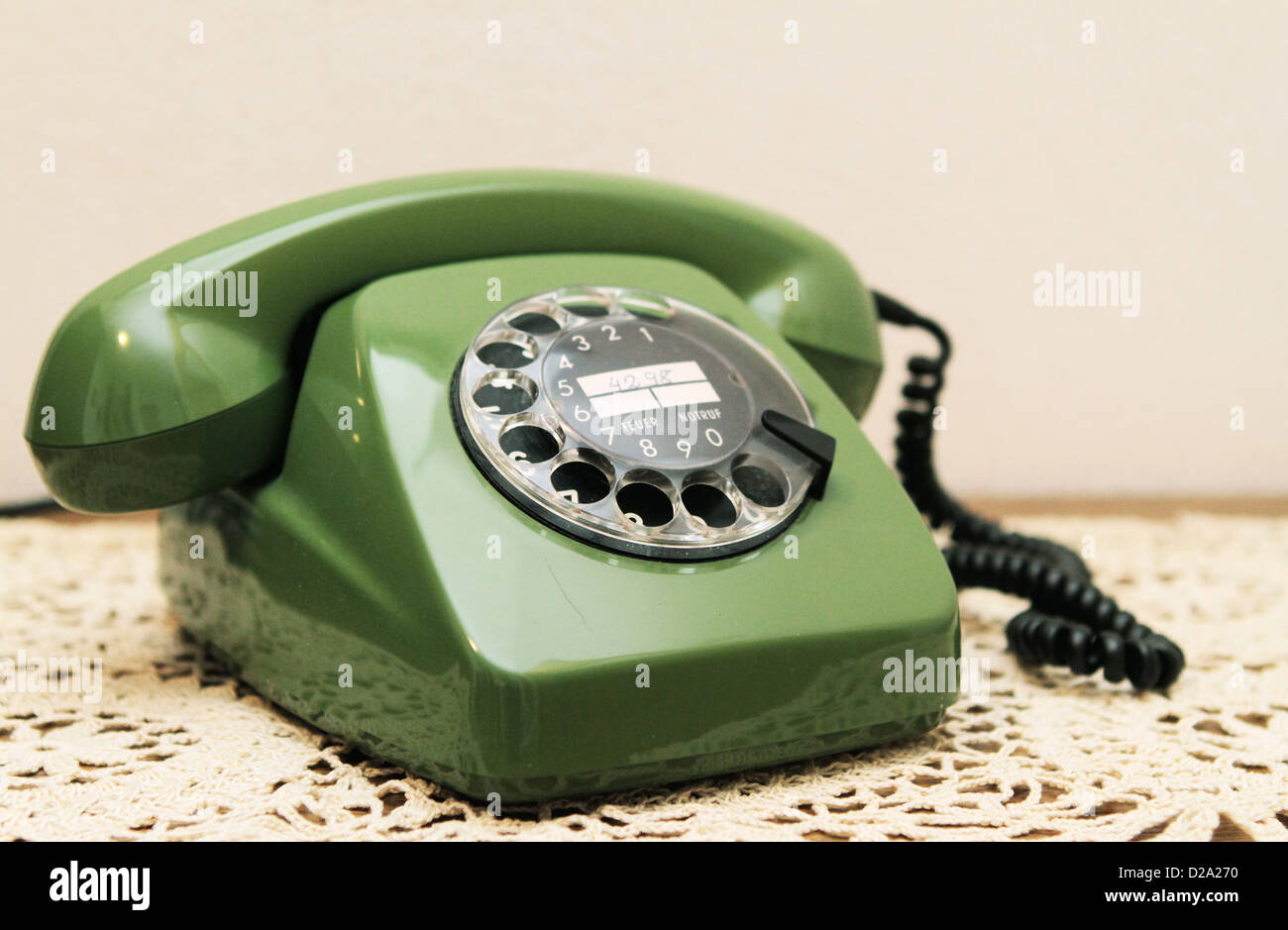 Kelheim, Deutschland, Gruenes alten Telefon mit Wählscheibe Stockfoto