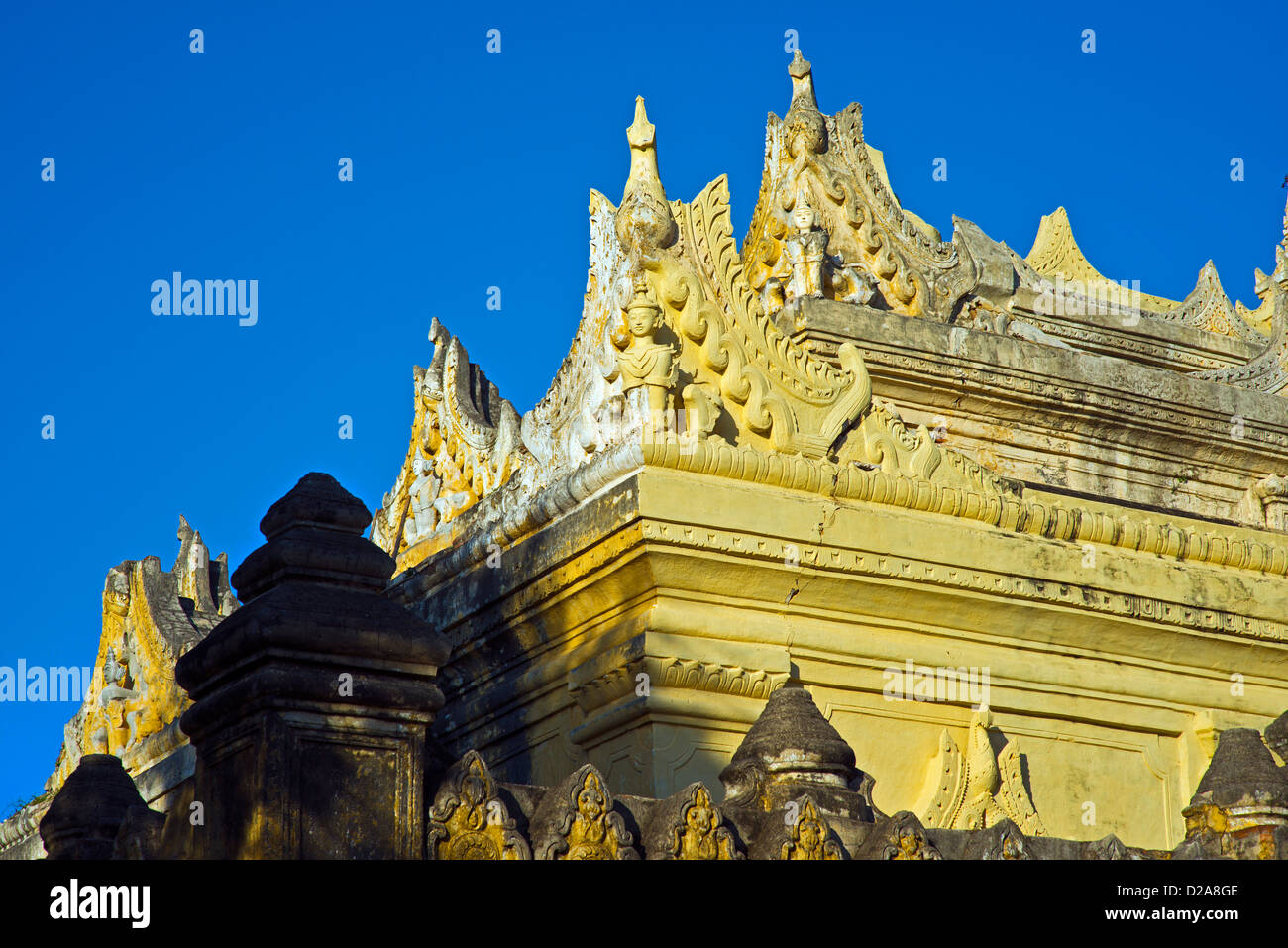 Mahar Aung Mye Bon Kloster San, INNWA, Stockfoto