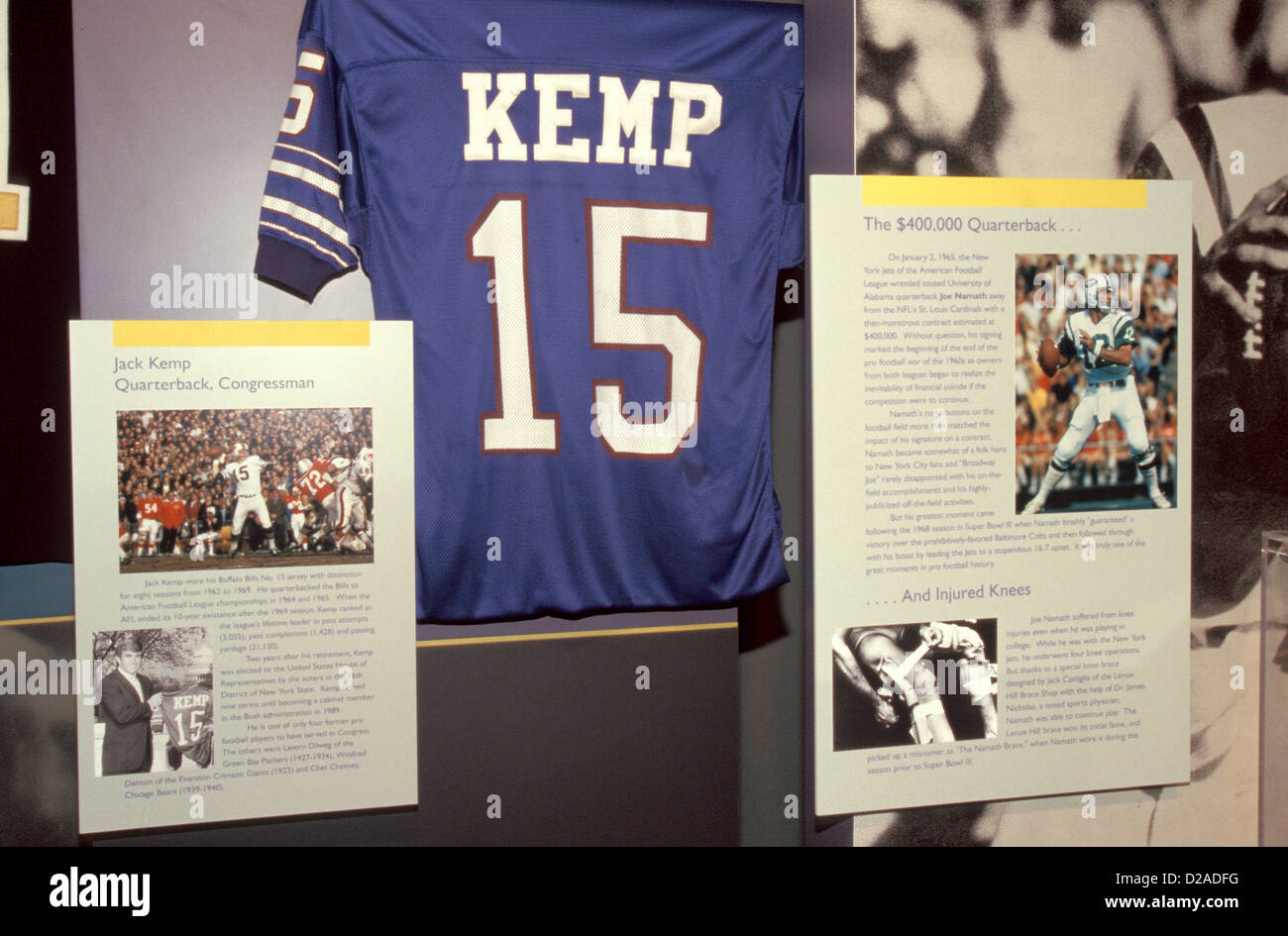 Jack Kemp-Jersey und anderen Erinnerungsstücken Football Hall Of Fame, Canton, Ohio Stockfoto