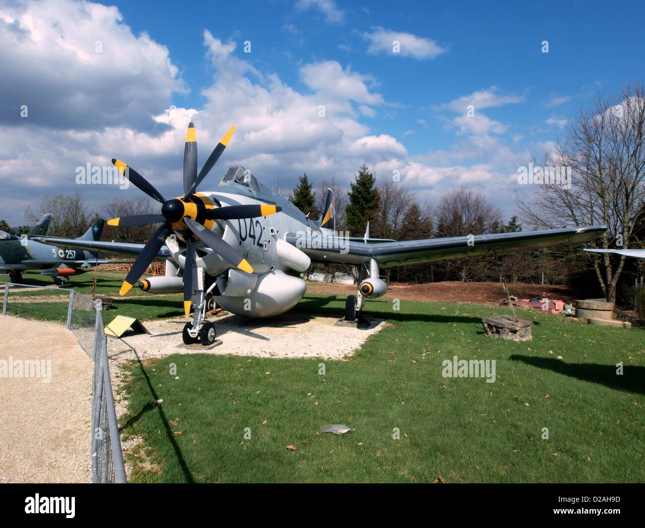 Die Fairey Gannet AEW3 ist ein britisches Militärflugzeug, das zur Frühwarnung eingesetzt wird. Dieses Modell, XL450, diente während seiner Betriebsjahre in der Royal Navy mit fortschrittlichen Radarfunktionen. Stockfoto