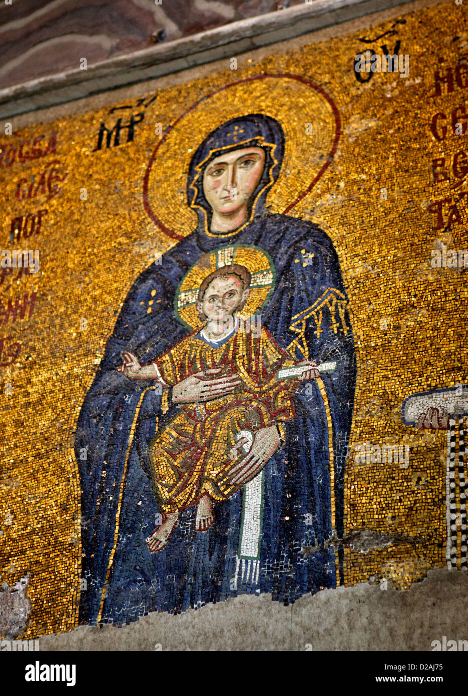 Mosaik der Jungfrau Maria und Kind Jesus Christus gefunden in dem Hagia Sophia Museum in Istanbul, Türkei Stockfoto