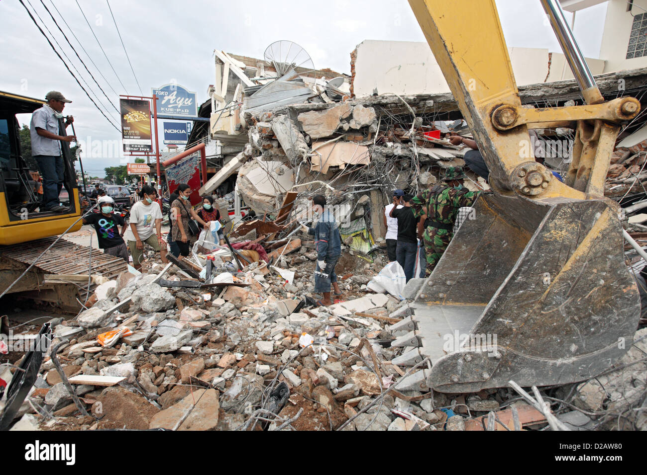 Padang, Indonesien, Aufräumen Arbeit in der Stadt Padang nach dem Erdbeben Stockfoto