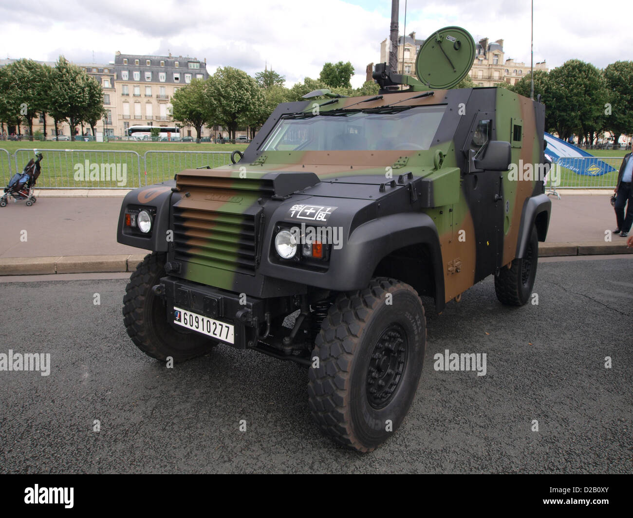 Panhard PvP-französische Armee parade Champs Elysees Stockfoto