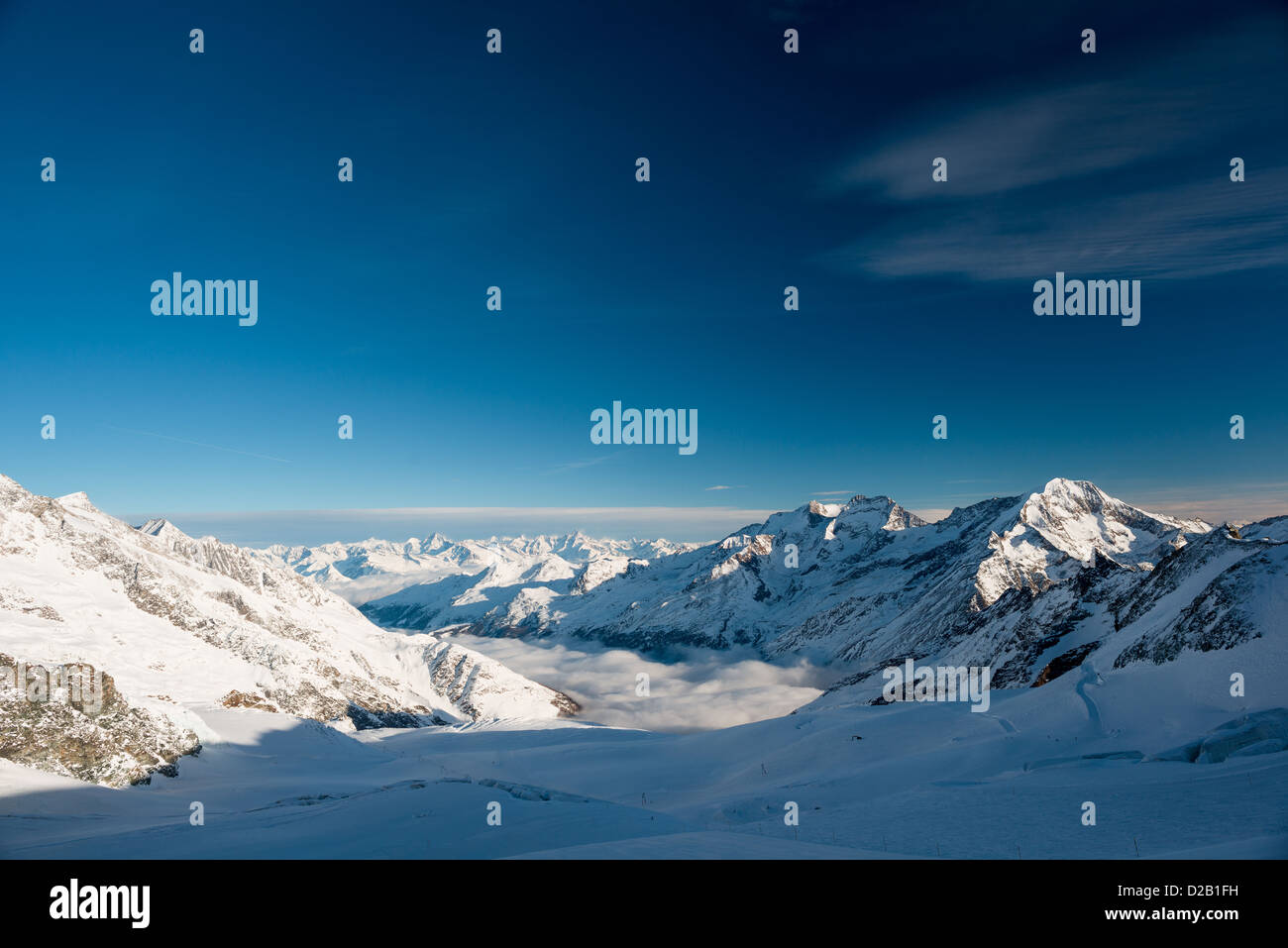Panoramablick vom Mittelallalin, Saas Fee, Wallis, Schweiz Stockfoto