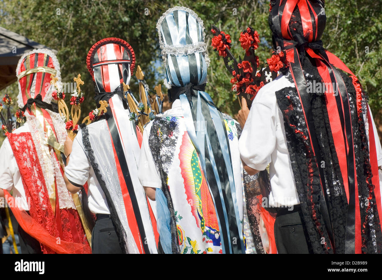 Die Matachines Tänze vorgeformt durch beide Pueblo-Indianer und Hispanos von New Mexico. Stockfoto
