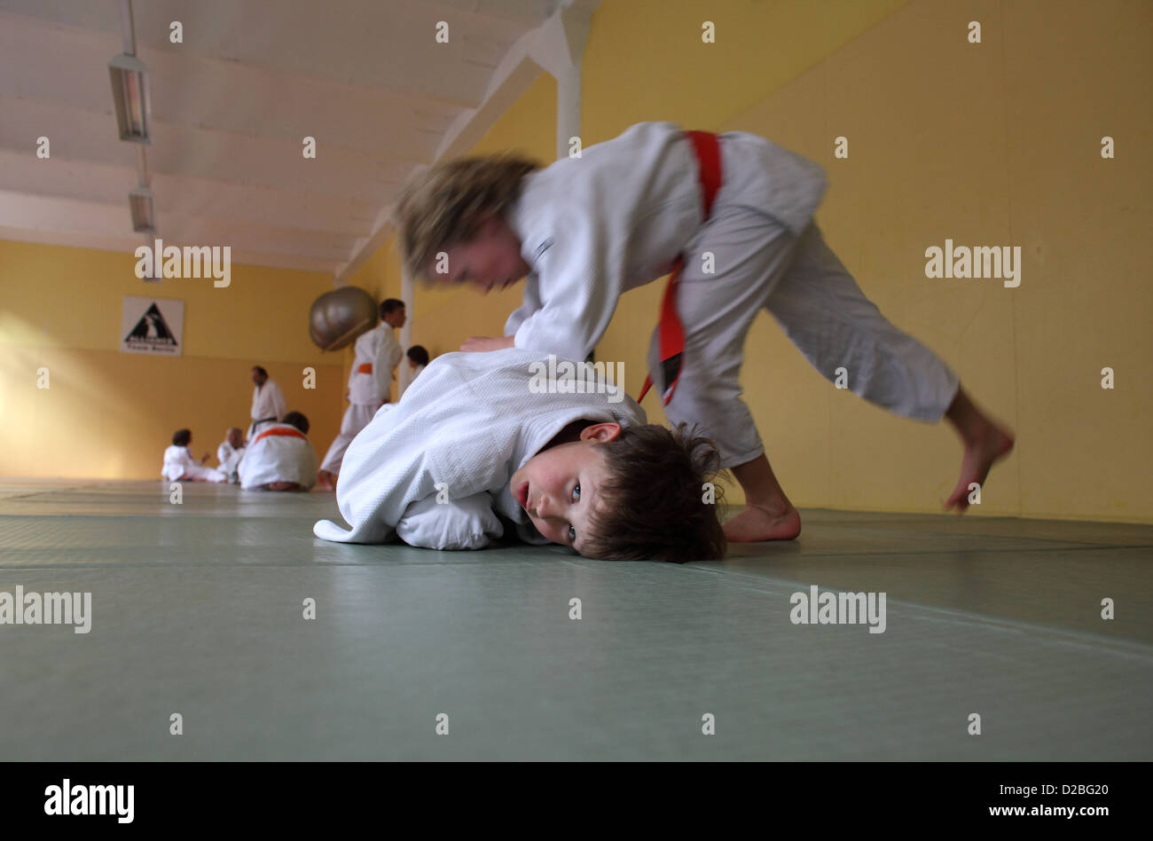 Berlin, Deutschland, Kinder in einem Judo-Kurs Stockfoto