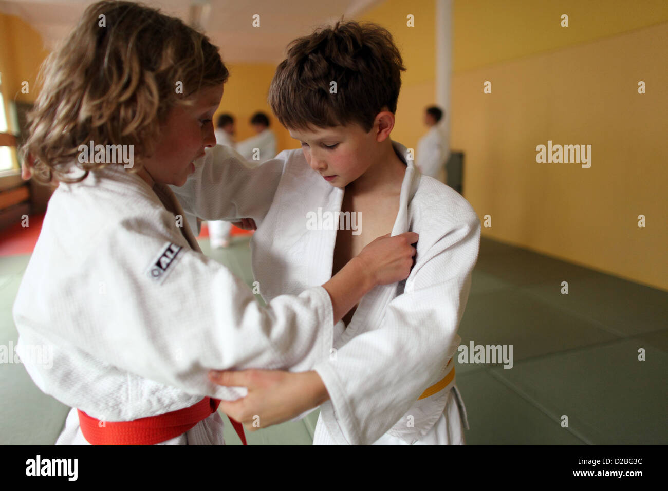 Berlin, Deutschland, Kinder in einem Judo-Kurs Stockfoto