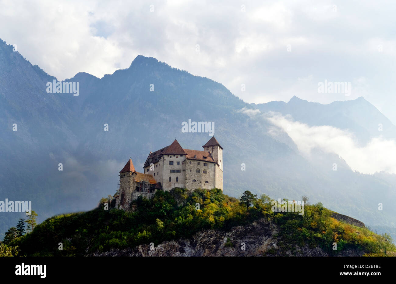 Burg Gutenberg auf Berg In Liechtenstein Stockfoto