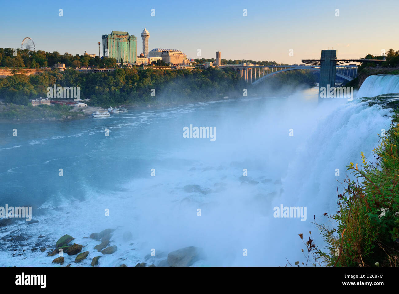 Niagarafälle-Sonnenaufgang in der Morgen-Nahaufnahme Stockfoto