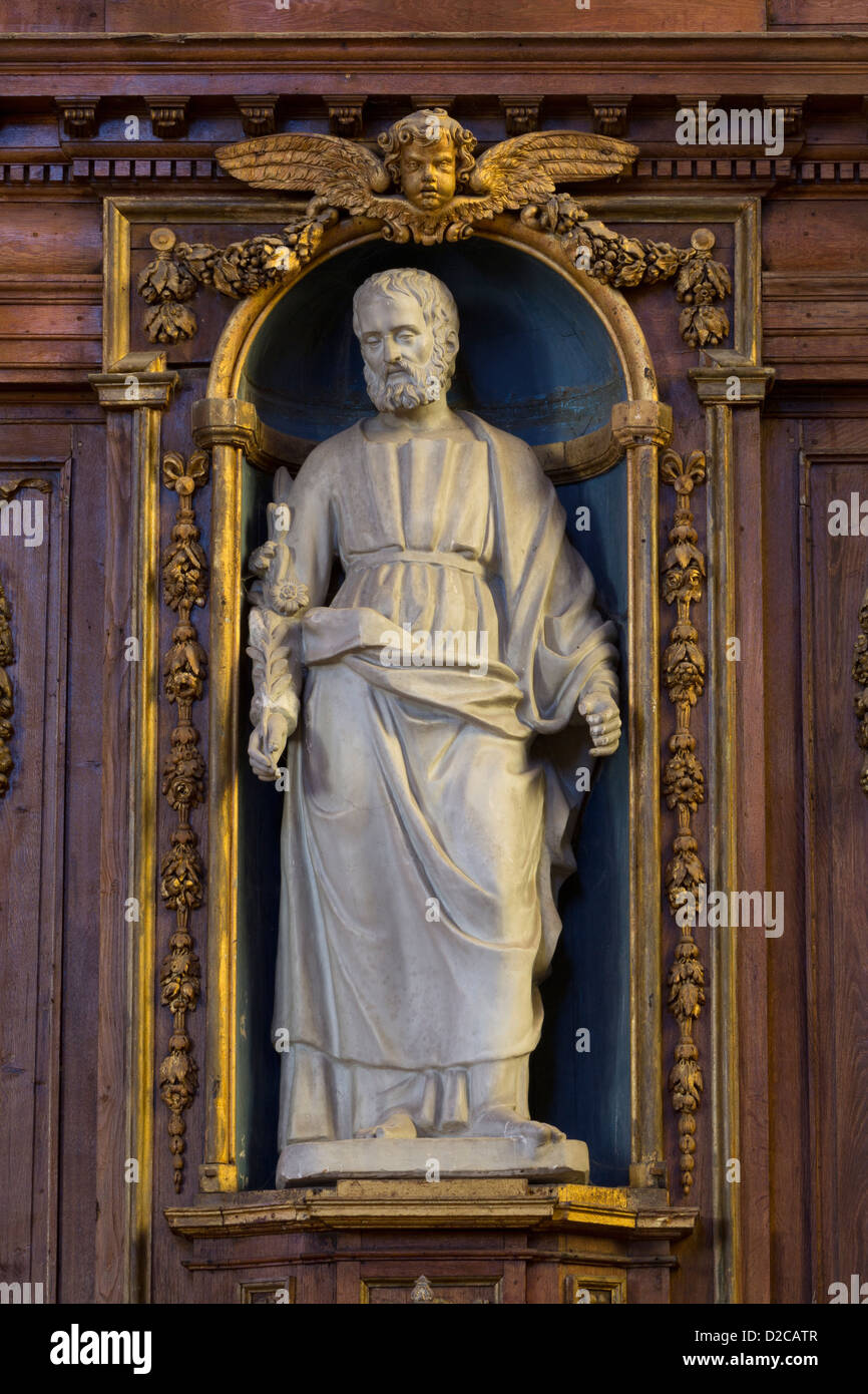 19. Jahrhundert Statue des Heiligen Josef am Collegiale Notre-Dame d'Ecouis, Ecouis, Haute-Normandie, Frankreich Stockfoto