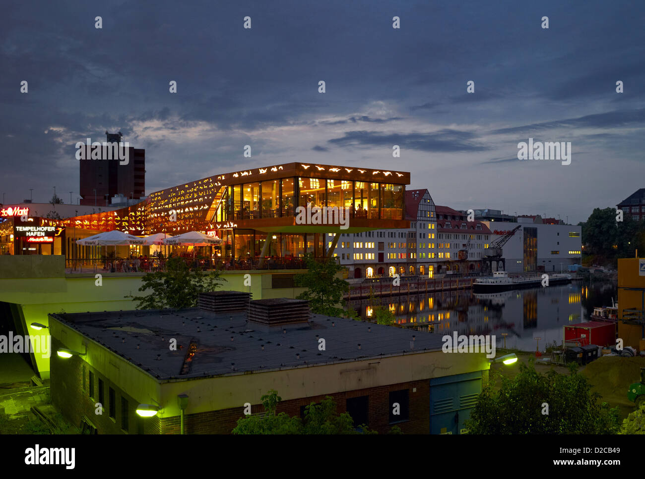 Berlin, Deutschland, das Restaurant am Hafen Porto Tempelhof Stockfoto