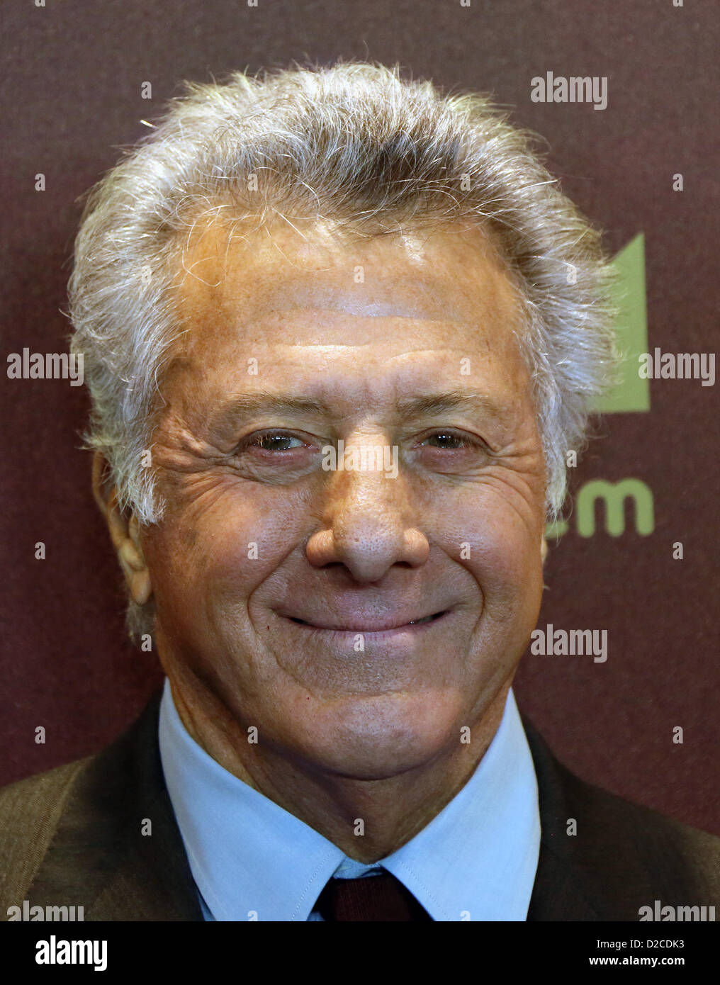 US-Schauspieler und Regisseur Dustin Hoffman kommt zur Premiere seines neuen Films "Quartet" an der Deutschen Oper in Berlin, Deutschland, 20. Januar 2013. Foto: STEPHANIE PILICK Stockfoto