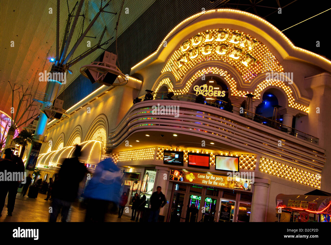 Hellen bunten Lichtern Golden Nugget Casino Fremont Street Experience alte Innenstadt von Las Vegas in der Nacht Stockfoto