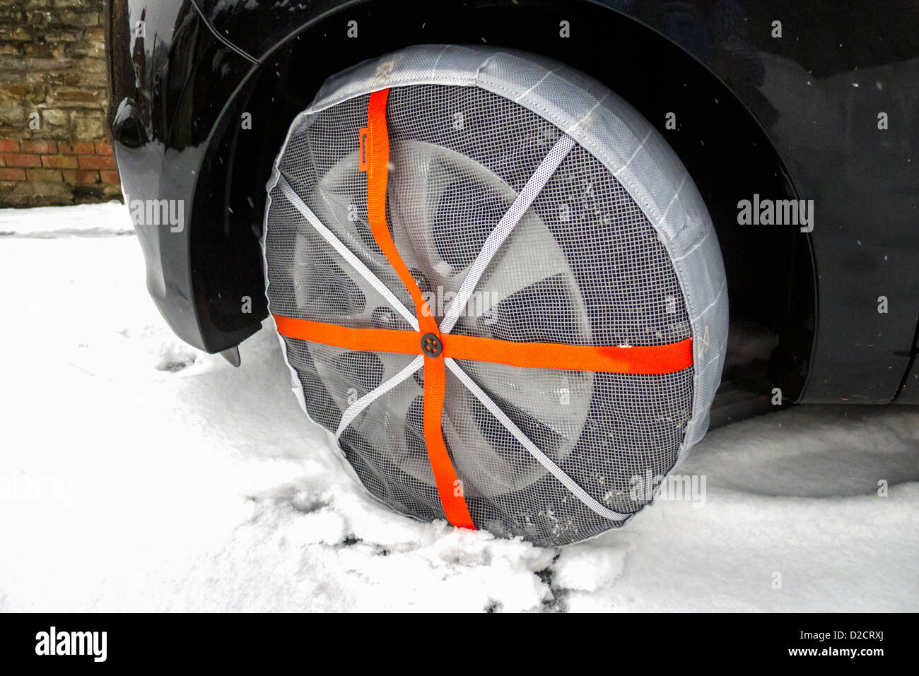 AutoSock-Auto-Reifen (Reifen)-Gerät für das fahren auf Schnee und Eis Stockfoto