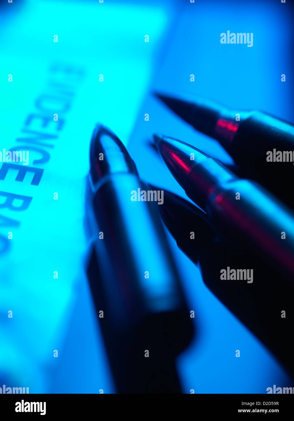 Forensische Beweise Kugeln und Beweise Tasche Stockfoto