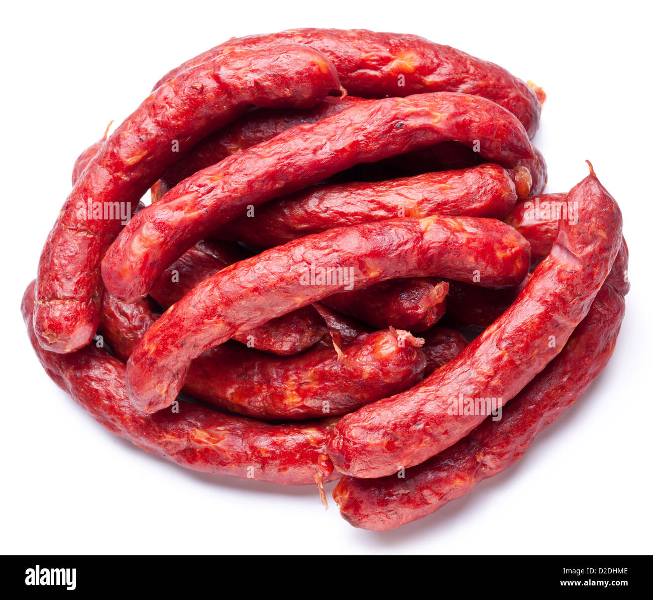 Geräucherte Würstchen auf weißem Hintergrund Stockfoto