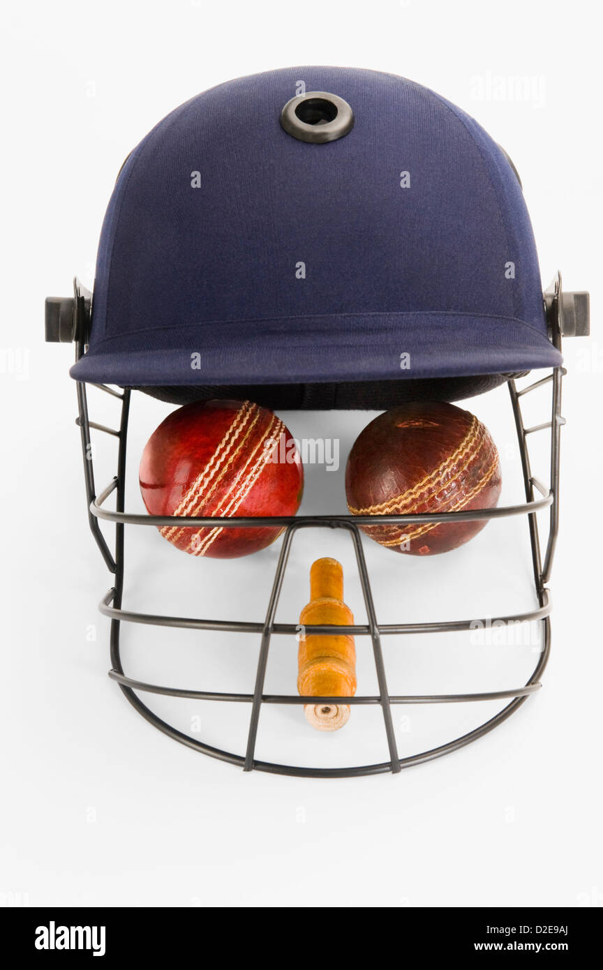 Cricket-Geräte bilden ein menschliches Gesicht Stockfoto