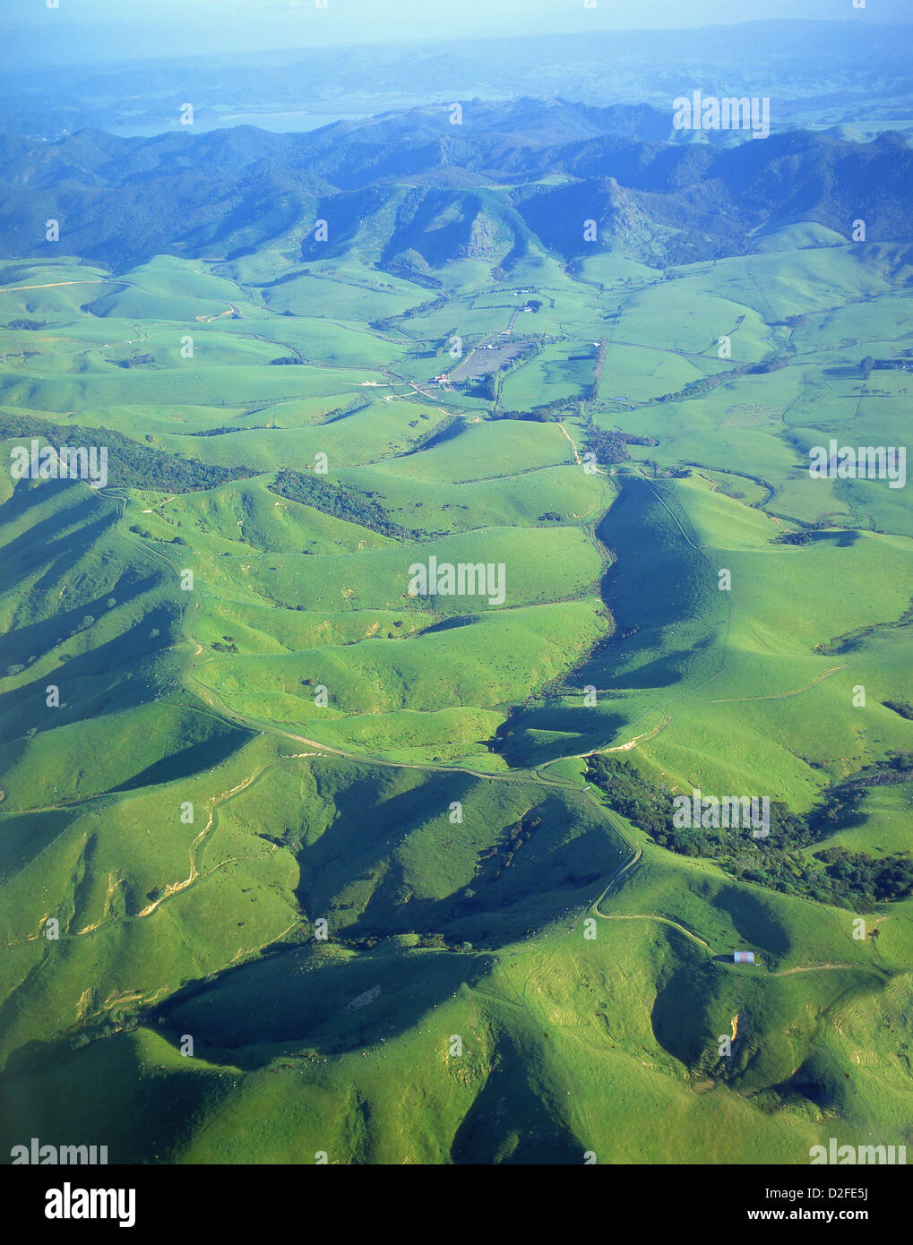 Luftaufnahme von hügeliger Landschaft, Region Northland, Nordinsel, Neuseeland Stockfoto