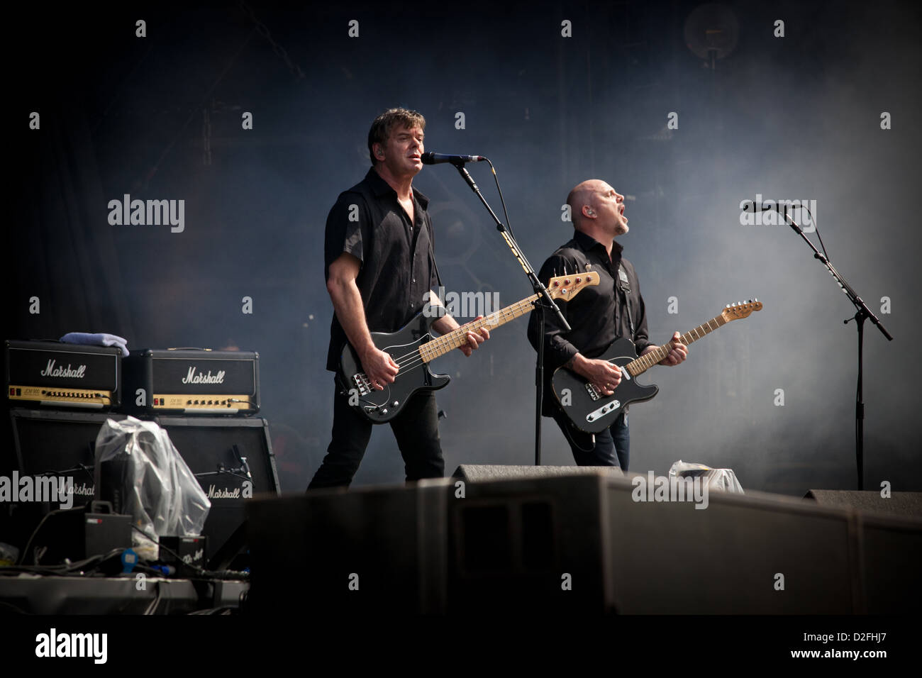 Die Stranglers durchführen live beim V Festival, Essex, UK Stockfoto
