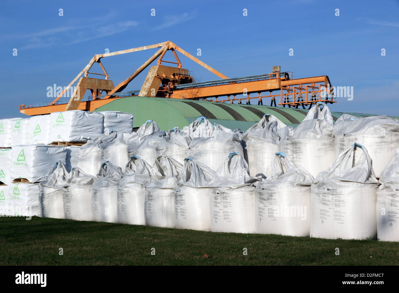 Bulk storage warehouse -Fotos und -Bildmaterial in hoher Auflösung – Alamy