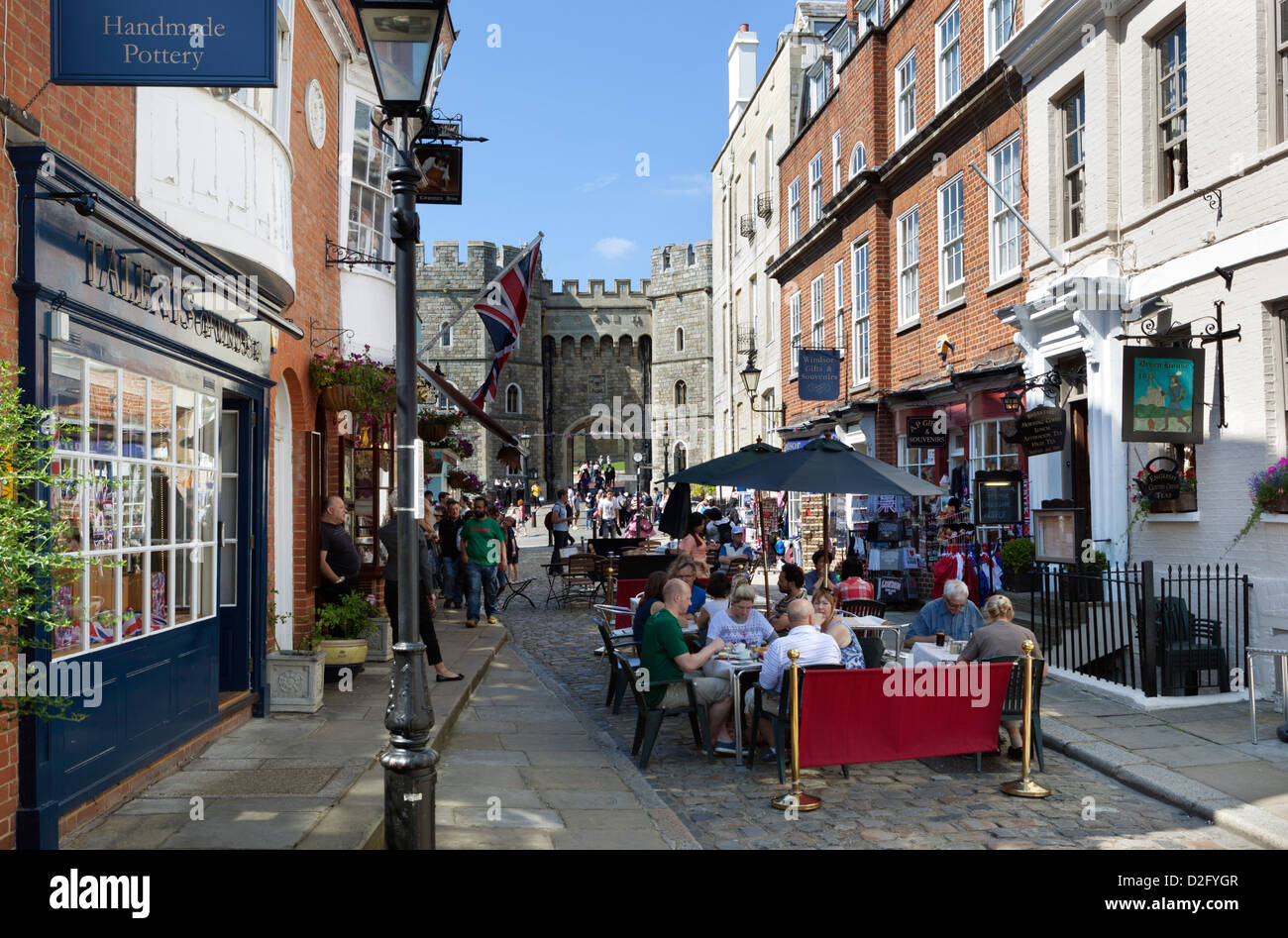 Cafés und Souvenirläden von Windsor Castle Stockfoto