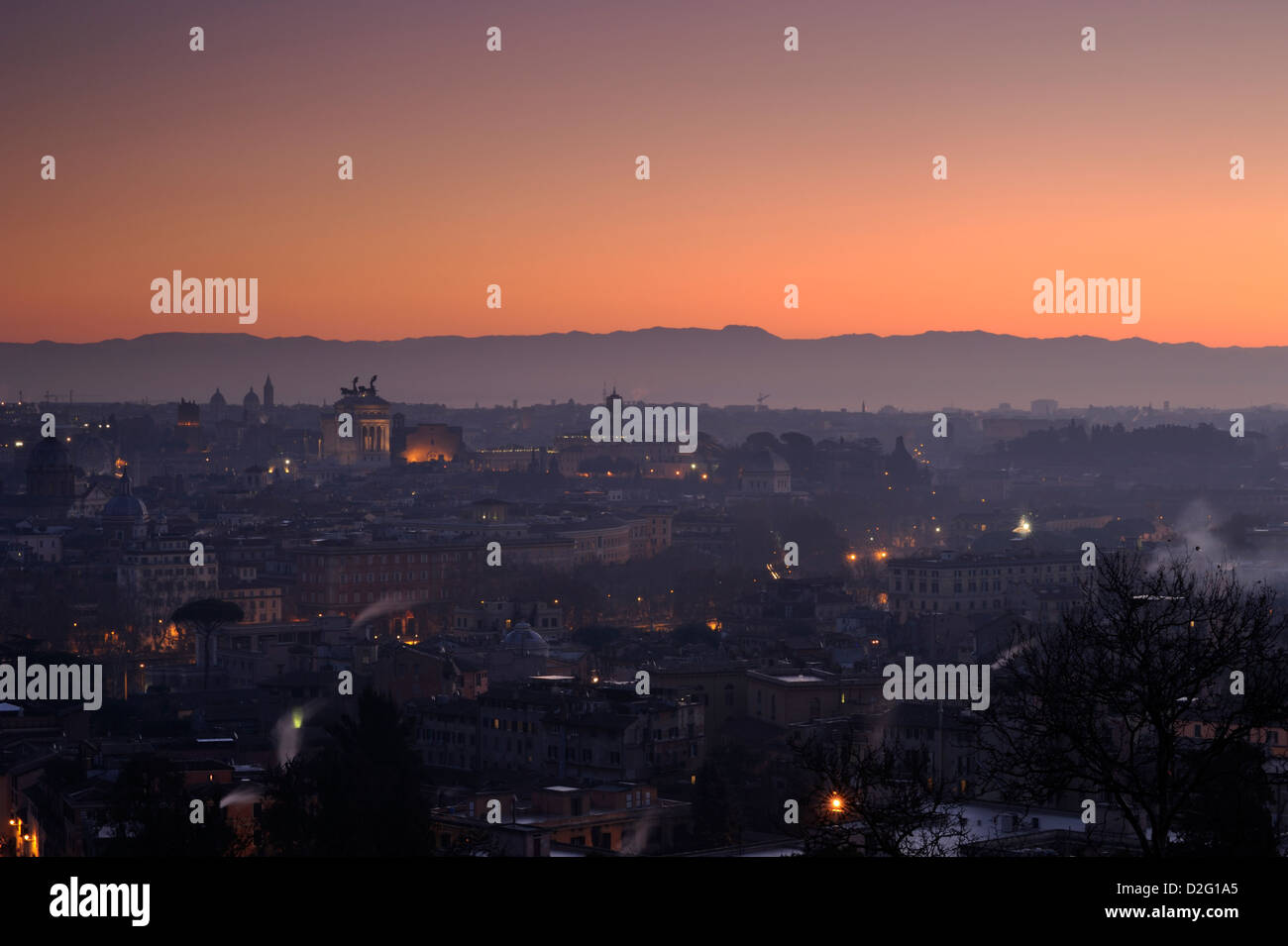 Italien, Rom, die Stadt von Gianicolo bei Sonnenaufgang Stockfoto