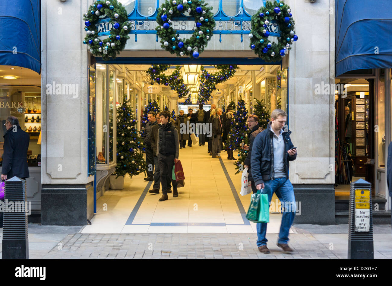 Fürsten Arcade, Jermyn Street, London, UK - zu Weihnachten Stockfoto