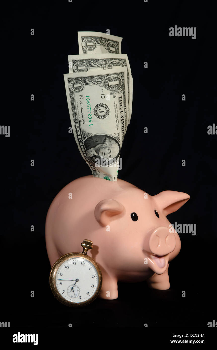 Zeit läuft ab für Ihren Ruhestand, Urlaub oder Haushaltskosten, speichern wie Steuern und täglichen Kosten weiter steigen. Stockfoto