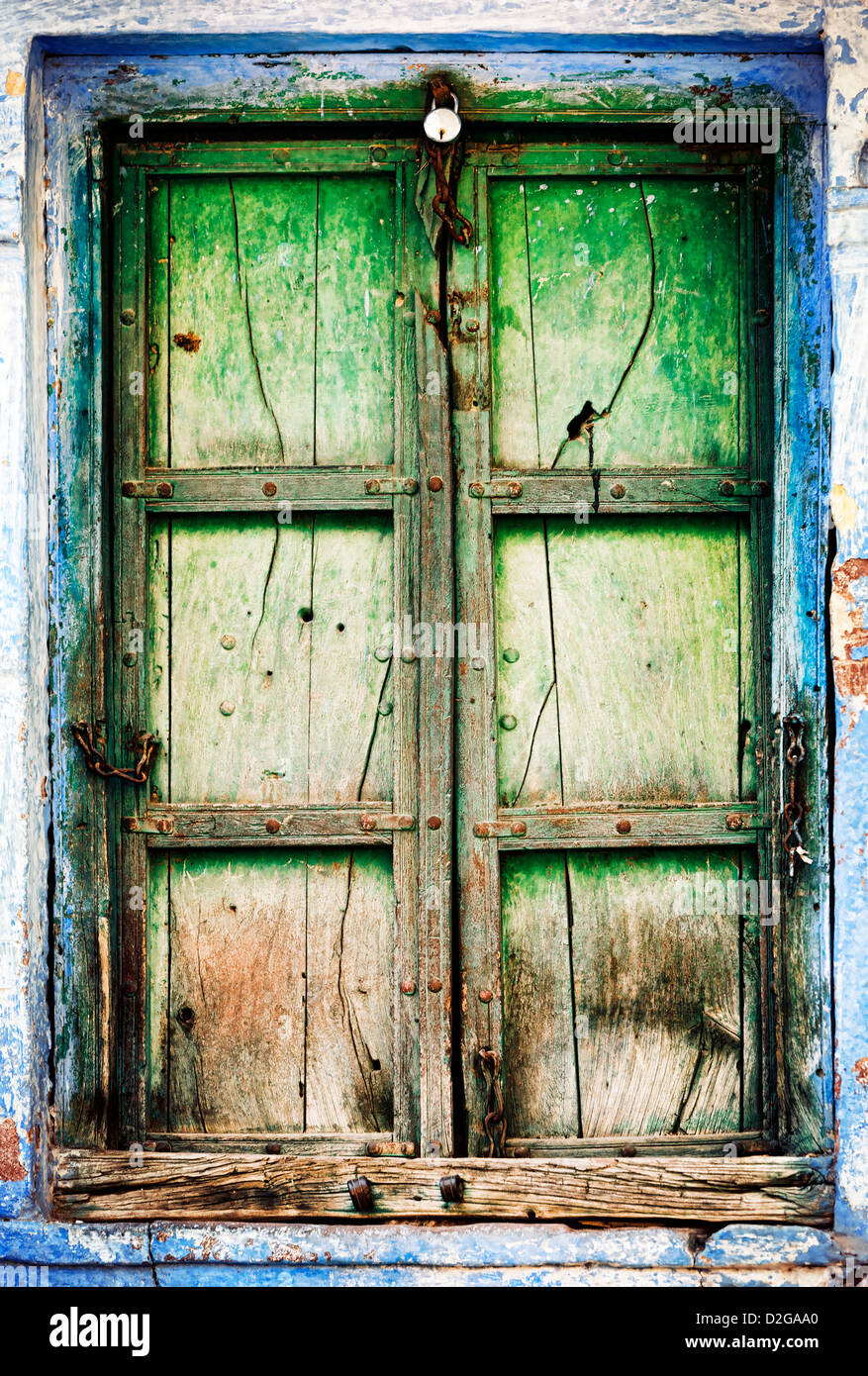 Alte Fensterläden aus Holz, Hintergrund Stockfoto