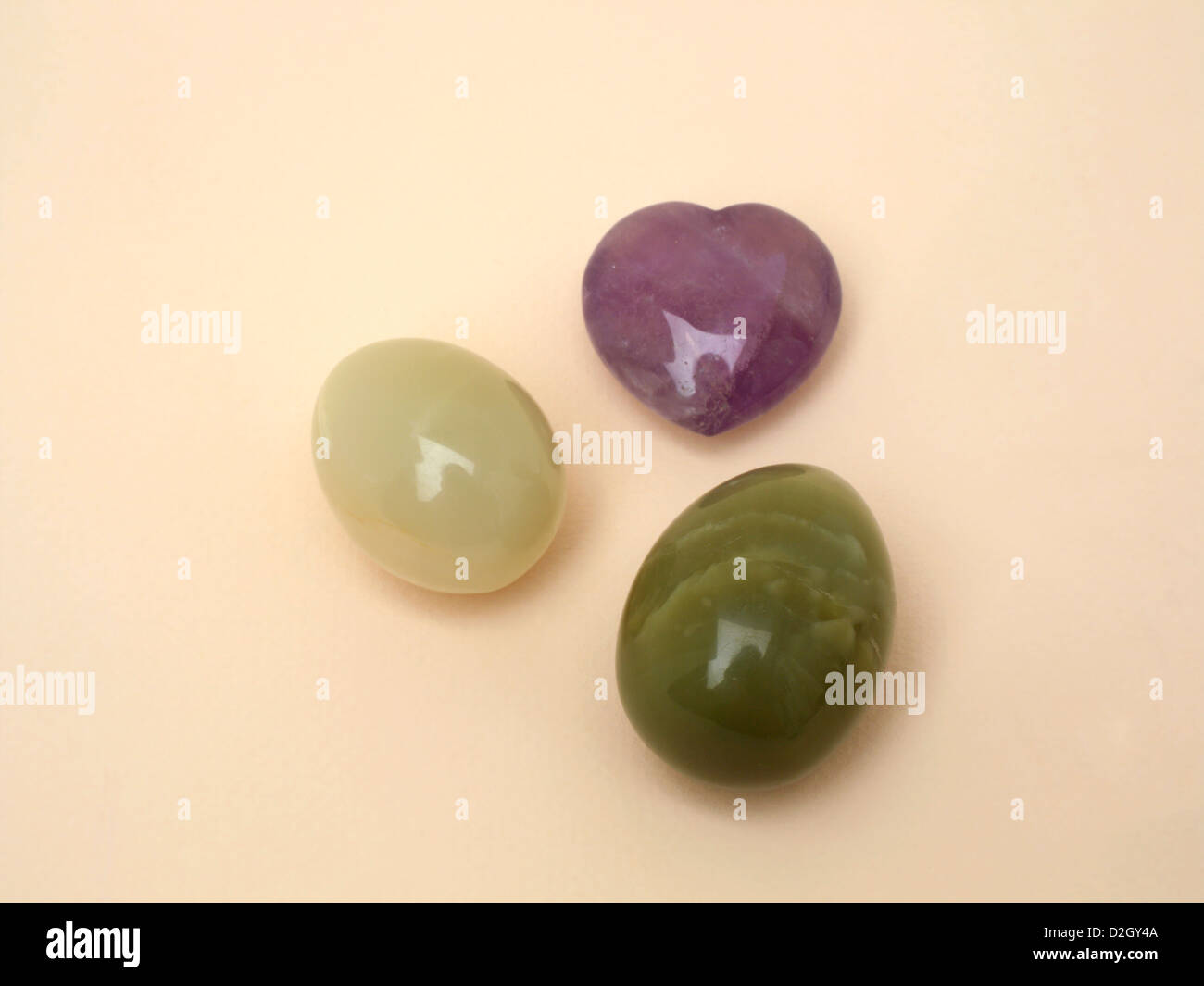 Onyx-Eiern und Amethyst Herz Chalzedon Rock Crystal Stockfoto