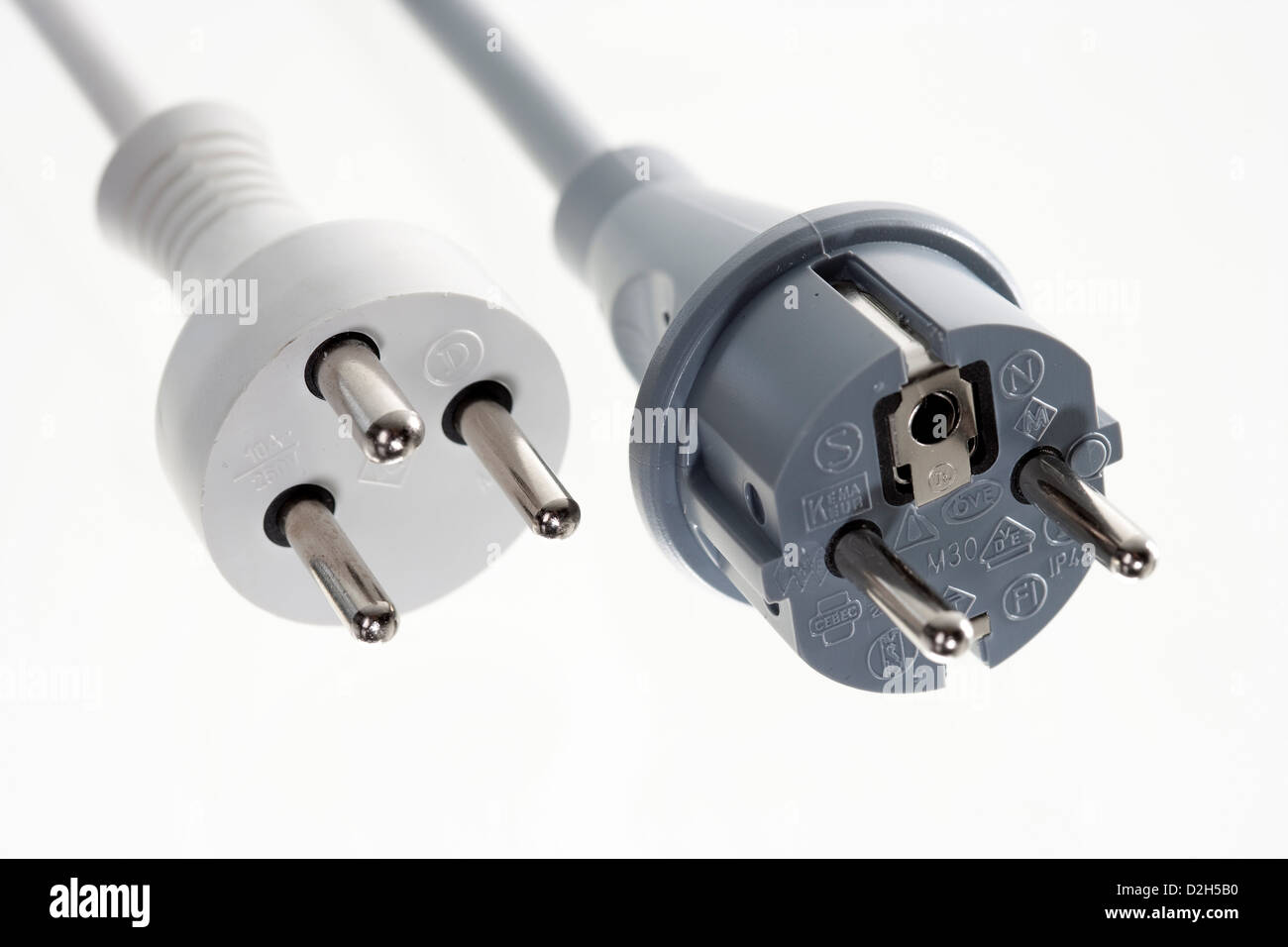 Berlin, Deutschland, D-Sub Stecker und Stecker-Typ E + F Stockfotografie -  Alamy