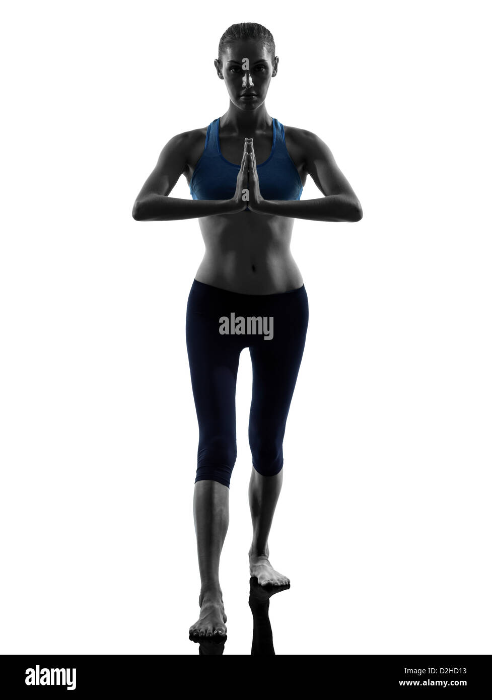 Silhouette Woman In Warrior Yoga Stockfotos Und Bilder Kaufen Alamy