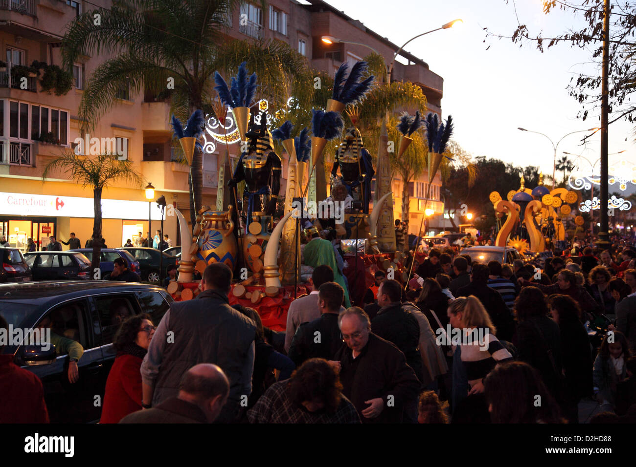 Die magischen drei Könige Karneval am 5. Januar 2013 in Estepona, Andalusien, Spanien Stockfoto