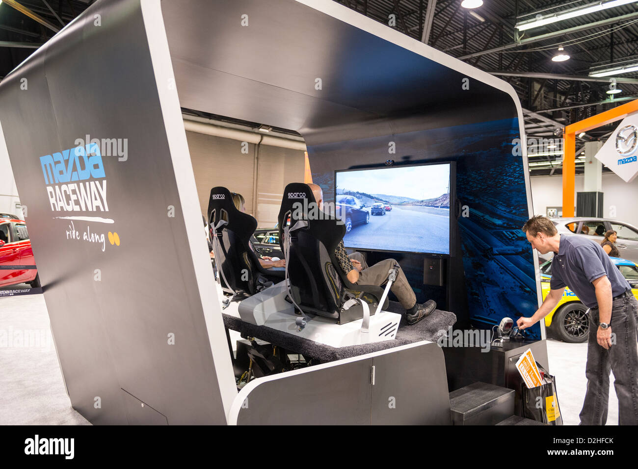 Racing simulator -Fotos und -Bildmaterial in hoher Auflösung – Alamy