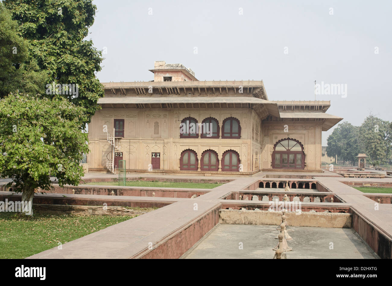 Teilansicht des Jal Mahal, Deeg Schlossanlage, Bharatpur, Rajasthan, Indien Stockfoto